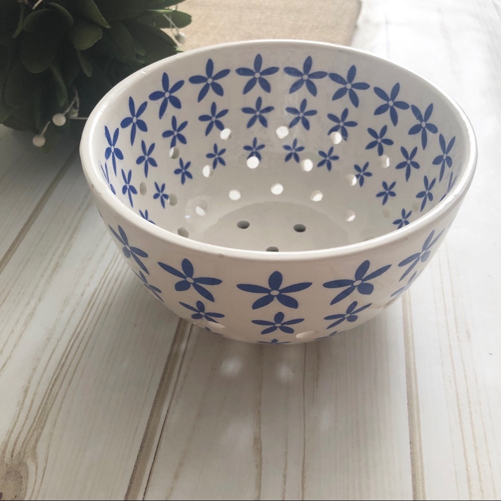 Vintage Ceramic Berry Colander